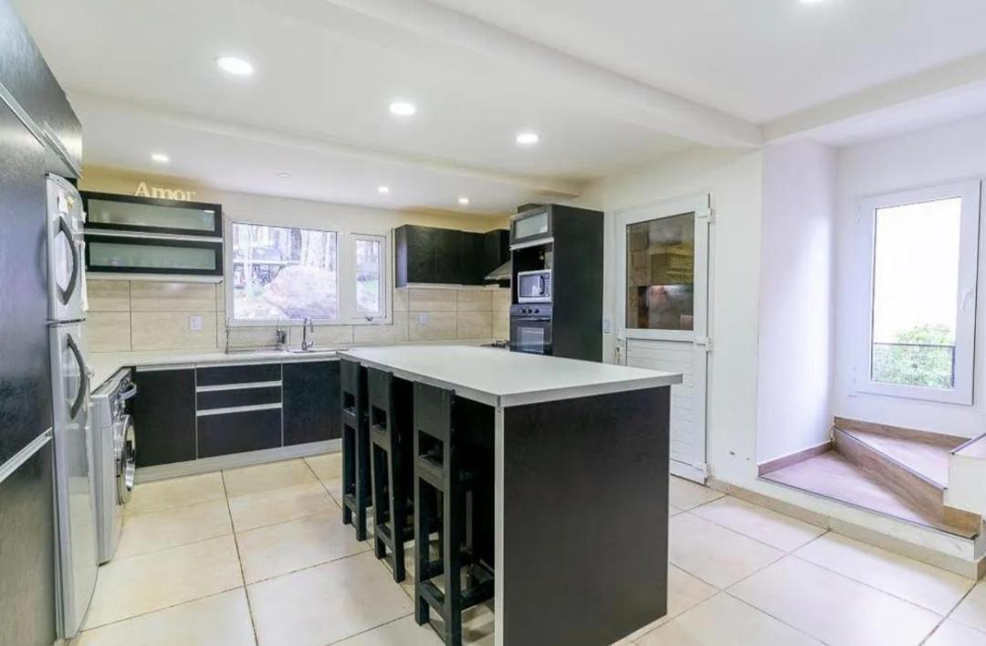 Moderna Casa En Ushuaia Villa Kültér fotó