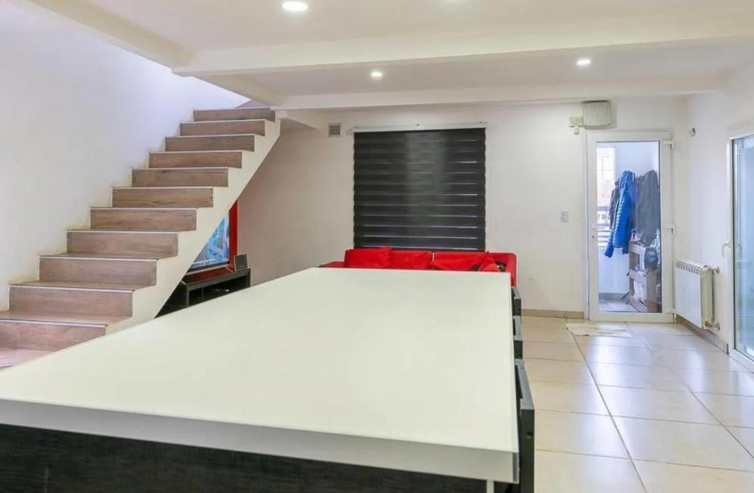 Moderna Casa En Ushuaia Villa Kültér fotó
